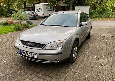 Ford Mondeo 2.0 Ghia Ghia