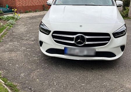 Mercedes-Benz B 220 d 4MATIC DCT -