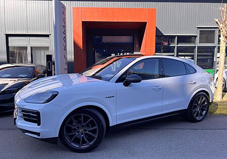 Porsche Cayenne Coupe E-Hyb.Hinterachs · PDCC· ACC · 360