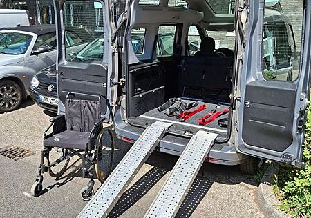 Opel Combo 1.4 mit Hochdach und behindertengerecht