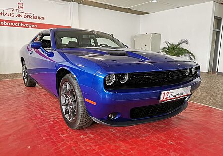 Dodge Challenger AWD *BT + Schiebedach -Hu AU neu