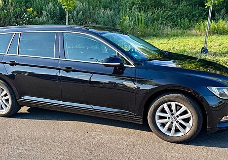 VW Passat Variant Volkswagen 2.0 TDI Comfortline Variant C...