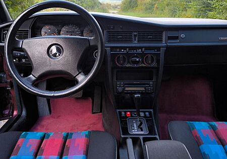 Mercedes-Benz 190 Avantgarde Rosso