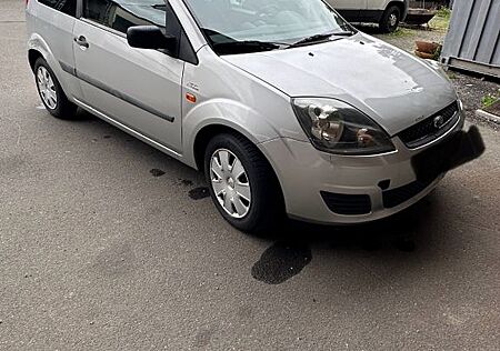 Ford Fiesta 1.3 44 kW Ambiente Ambiente