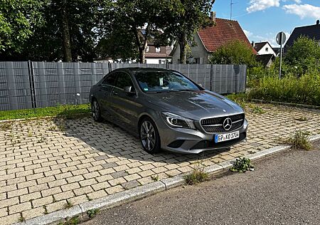 Mercedes-Benz CLA 220 CDI -