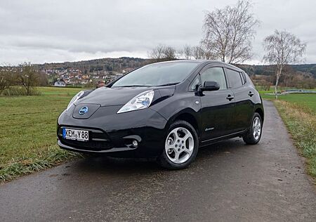 Nissan Leaf , Dieselstandheizung, Keyless Go, TÜV neu