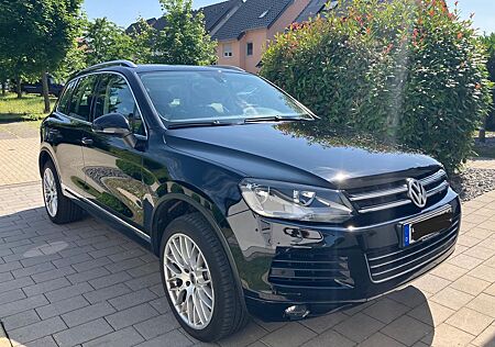 VW Touareg Volkswagen 3.0 V6 TDI 150kW Tiptr Exclusive BMo...