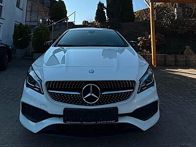 Mercedes-Benz CLA 220 Shooting Brake CLA 220 d DCT AMG Lin...