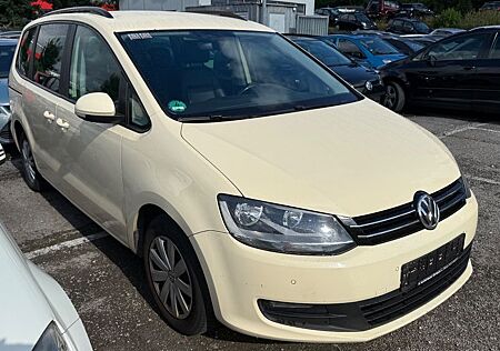 VW Sharan Volkswagen Trendline BMT, Euro 6, Leder,7-Sitze,Navi