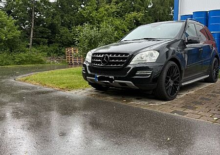 Mercedes-Benz 350 ML