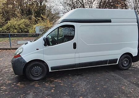 Renault Trafic 2 L2H2 Camper (Ausbau Rohbau)