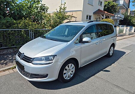VW Sharan Volkswagen 2.0 TDi