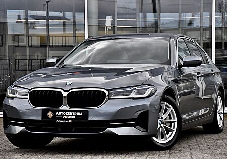 BMW 530e xDrive Laser Live Cockpit Driving Ass.Prof