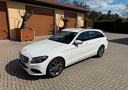Mercedes-Benz C 180 T - Avantgarde Teilleder Dienstwagen