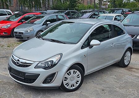 Opel Corsa D Satellite*Tüv/Service neu*SHZ*LHZ*PDC*