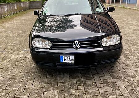 VW Golf Volkswagen 1.6 Auto Basis