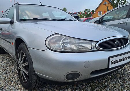 Ford Mondeo 1.8 16V Ambiente