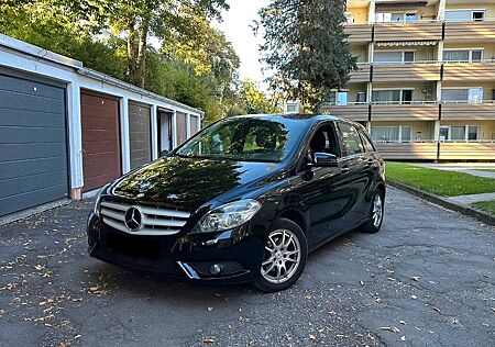 Mercedes-Benz B 180 CDI BlueEFFICIENCY