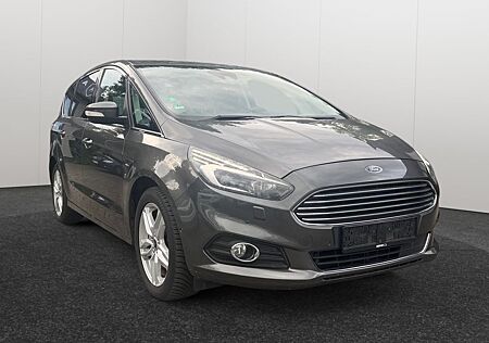 Ford S-Max S-MAX Titanium