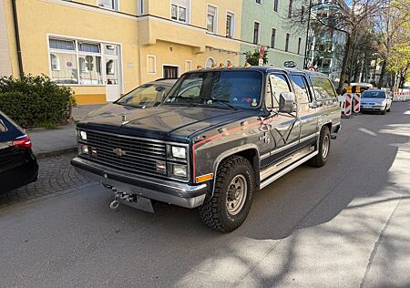 Chevrolet Suburban Silverado