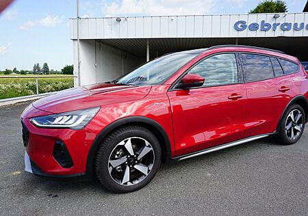 Ford Focus Turnier Active X Aut PGD aAHK B&O
