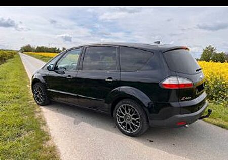 Ford S-Max 2,0 TDCi 103kW DPF Titanium Titanium