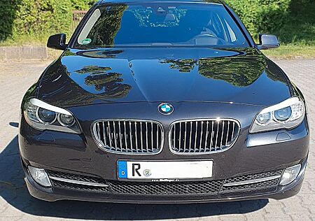 BMW 530d xDrive A Komfsi. HUD NavPr. Standhz. AHK TV