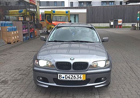 BMW 318i Sport Edition