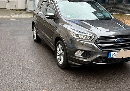 Ford Kuga - ST-Line 4WD Sonderheiten Automatik