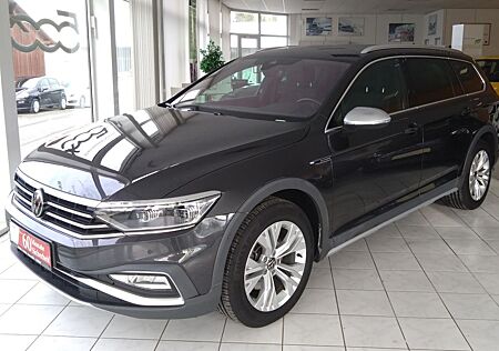 VW Passat Variant Volkswagen Alltrack 4Motion Standhzng. Navi