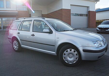 VW Bora Volkswagen 2.0 Variant Basis AHK M+S TÜV