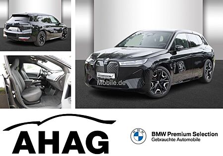 BMW iX xDrive40 AHK Komfortzugang Soft-Close