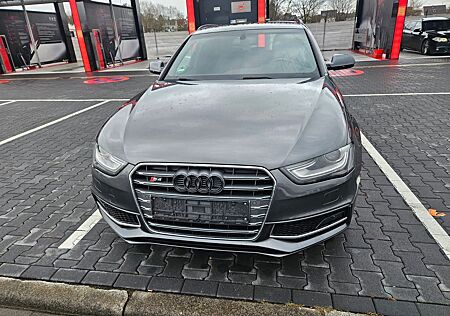 Audi S4 3.0 TFSI S tronic quattro Avant -