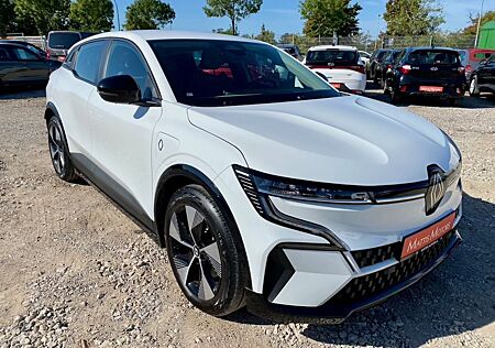 Renault Megane E-Tech EV60 AAC SHZ CARPLAY LED KAMERA