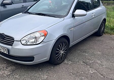 Hyundai Accent 1.4 GL GL