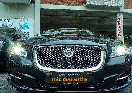 Jaguar XJ Premium Luxury 3.0 V6 Navi LED Kam SHDG 4x4
