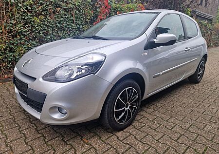 Renault Clio gebraucht kaufen Renault Clio III Tom Tom Edition