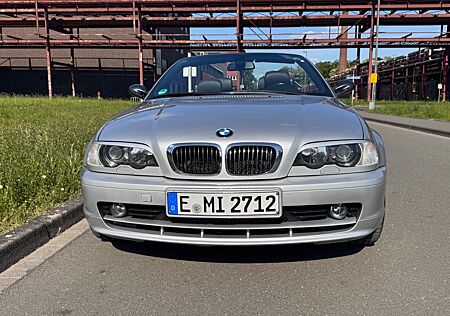 BMW 325Ci -