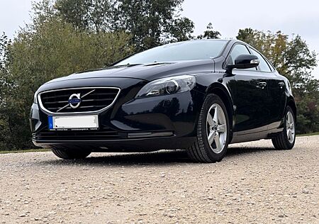 Volvo V40 D2 YOU!