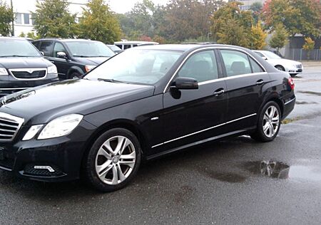 Mercedes-Benz E 250 CDI BlueEF Avantgarde 12200Netto Leder