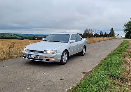Toyota Camry 3.0 GX V6 GX H-Zulassung Oldtimer