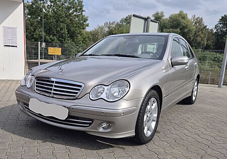 Mercedes-Benz C 180 1.Hand TÜV NEU Scheckheft