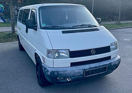VW T4 Volkswagen Transporter 2,5 TDI (75kW) - lang - Camping