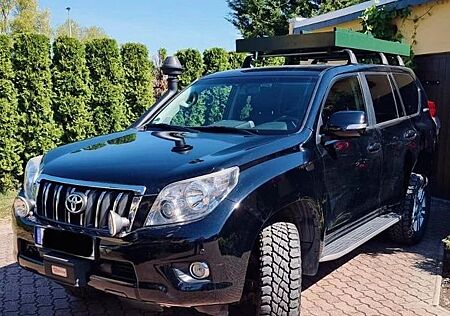 Toyota Land Cruiser 3.0 D-4D 60th Anniversary Autom...