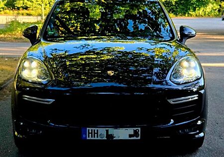 Porsche Cayenne GTS / CHRONO /441 PS/