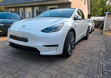 Tesla Model Y Long Range Dual Motor Long Range AWD