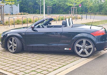 Audi TT Roadster 2.0 TFSI -