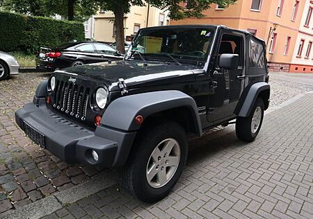 Jeep Wrangler Unlimited Sport Scheckheft Softtop Cabr