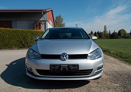 VW Golf Volkswagen VII Lim. Allstar BMT, Navi, PDC