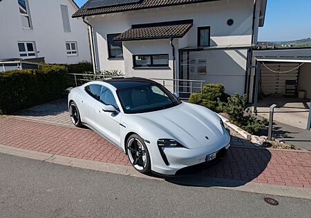 Porsche Taycan 4S Approved Burmester Batterie Plus NEU